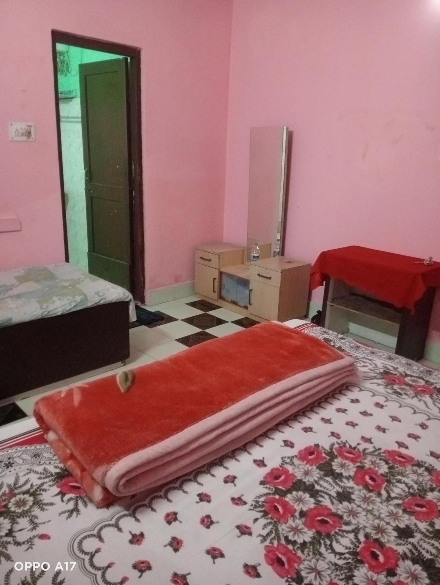 Swaroop Ashray Homestay Siliguri Quarto foto