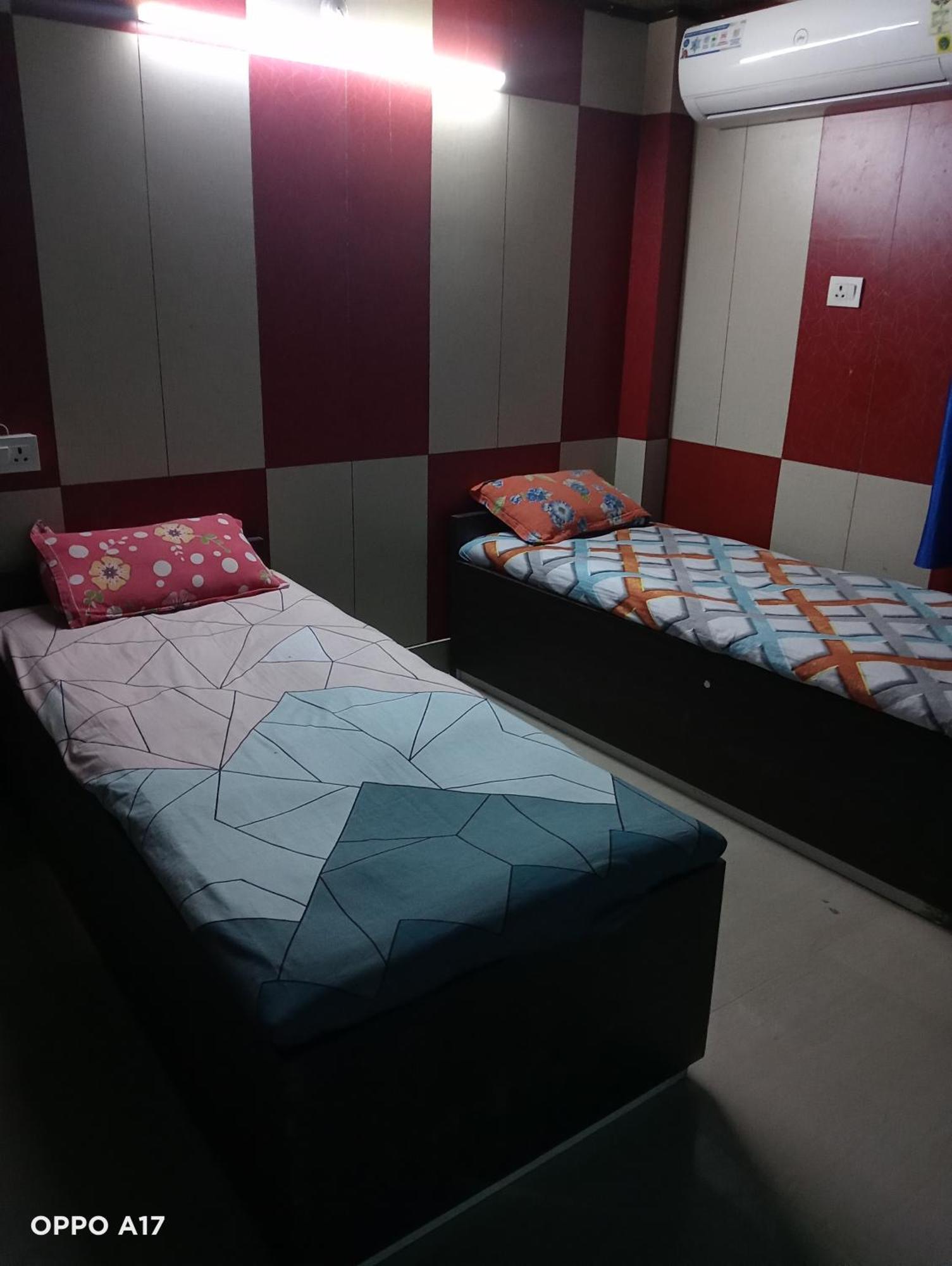 Swaroop Ashray Homestay Siliguri Exterior foto